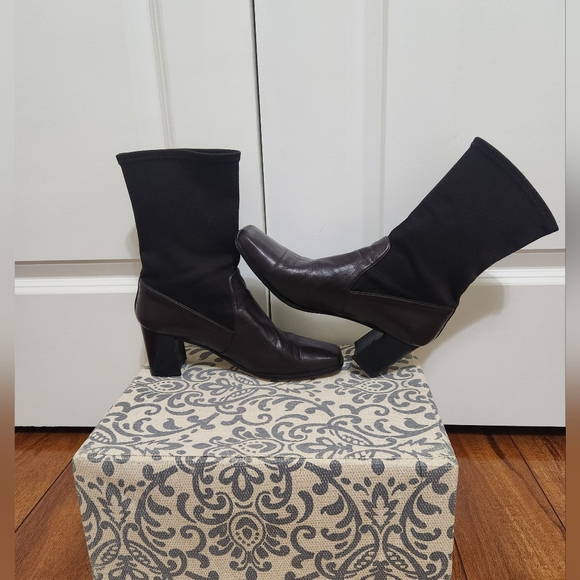 Stuart Weitzman Shoes - VINTAGE Stuart Weitzman Chocolate Brown Leather & Stretch Fabric Bootie  Size 8